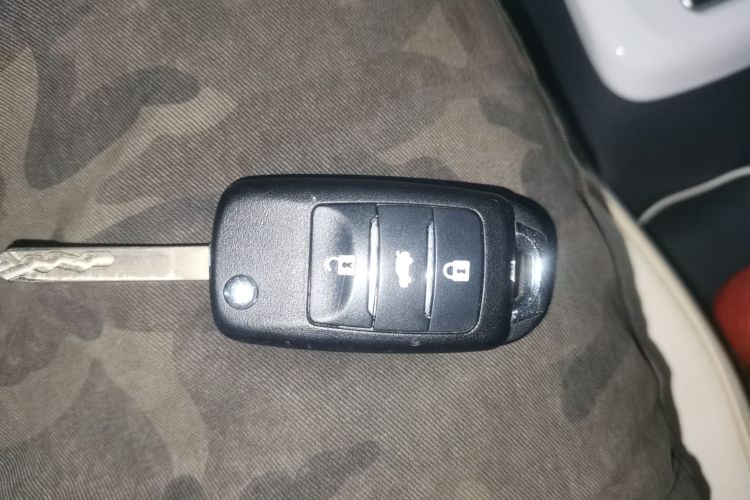 长安启源 长安Lumin 2022款 210km 香甜款中控内饰7001