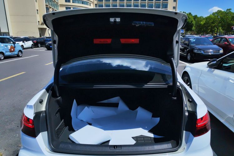 奥迪A4L 2020款 40 TFSI 豪华动感型中控内饰23