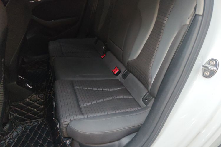 奥迪A3 2018款 30周年年型 Sportback 35 TFSI 运动型中控内饰21