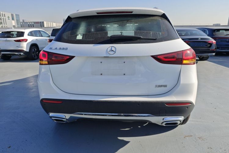 奔驰GLA 2023款 GLA 220车身外观6004