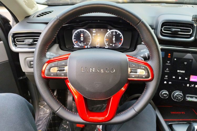 领克02 2018款 1.5T DCT两驱劲Pro版 国V中控内饰13