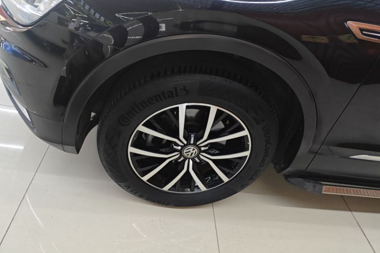 大众 途观L 2017款 330TSI 自动两驱豪华版车身外观6007