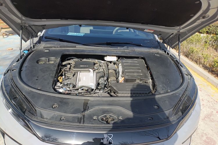 比亚迪 汉 2025款 DM-i 125KM精英型局部细节24