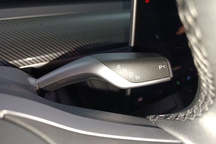 特斯拉 Model Y 2022款 改款 后轮驱动版局部细节18