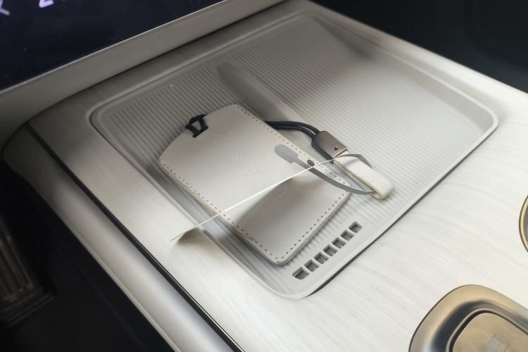 小米汽车 小米SU7 2024款 四驱超长续航高阶智驾Max版中控内饰11