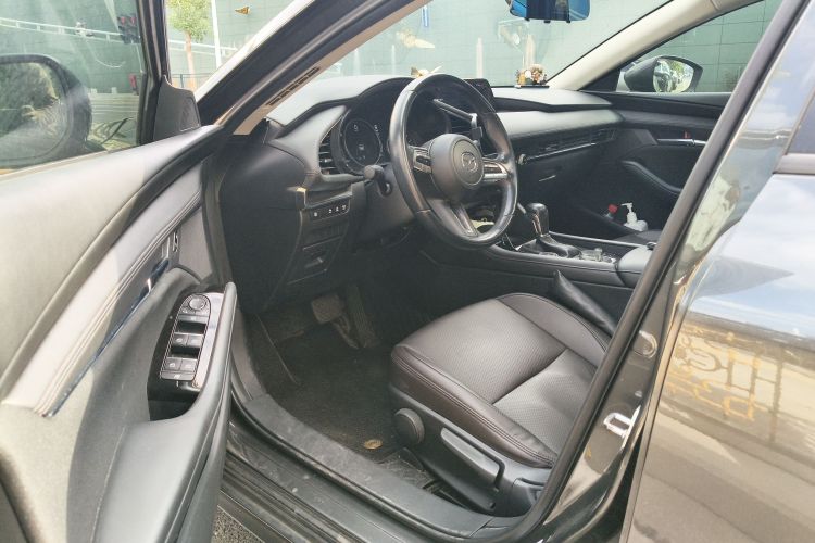 马自达3 昂克赛拉 2020款 2.0L 自动质炫版中控内饰19