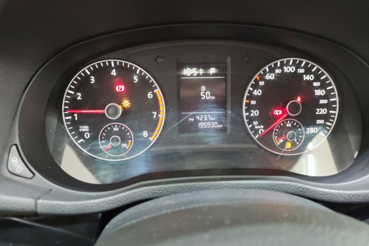 大众 帕萨特 2014款 1.8TSI DSG尊荣导航版局部细节14