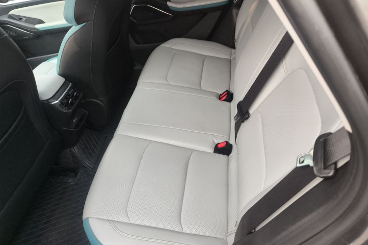 吉利汽车 帝豪 2023款 第4代冠军版 1.5L CVT旗舰型中控内饰21