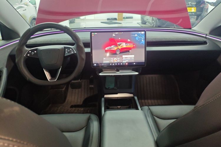 特斯拉 Model 3 2023款 后轮驱动版中控内饰12