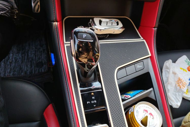 名爵 MG6 2020款 1.5T 自动Trophy豪华版局部细节18