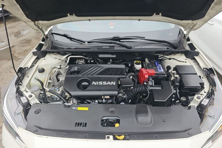 日产 轩逸 2020款 改款 1.6L XL CVT悦享版机舱底盘24