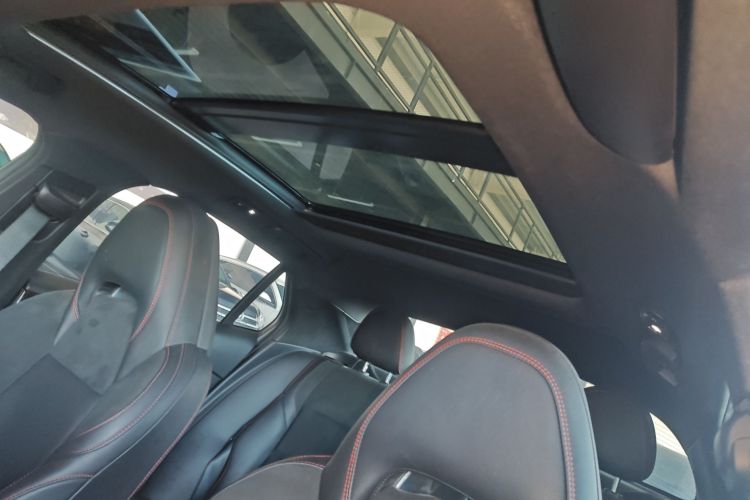 领克03 2020款 2.0TD 自动劲版局部细节22