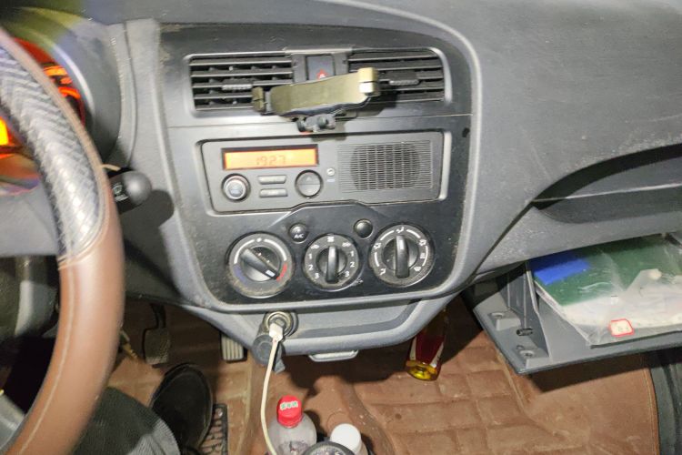 长安凯程 长安之星5 2022款 1.4L经典版客车JL473Q3中控内饰16