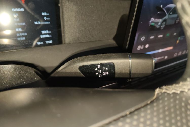 小鹏G6 2023款 755 超长续航 Pro局部细节18