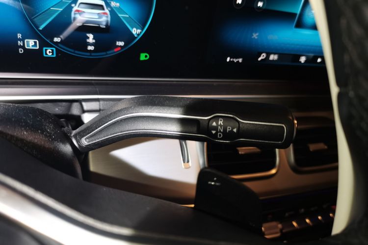 奔驰GLE轿跑 2020款 GLE 350 4MATIC 轿跑SUV 豪华型中控内饰18