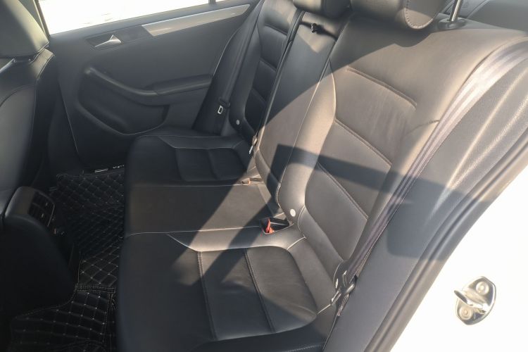 大众 速腾 2014款 改款 1.4TSI 自动豪华型中控内饰21