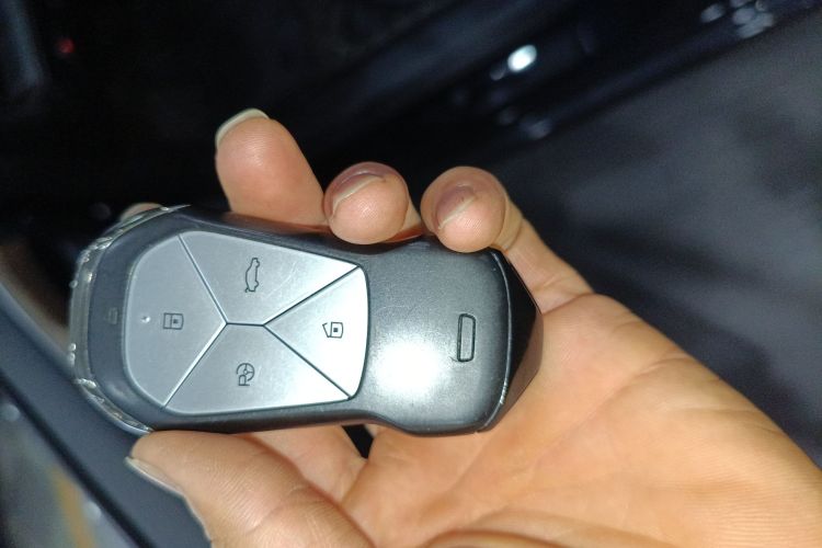 小鹏P5 2024款 500Pro版中控内饰7001