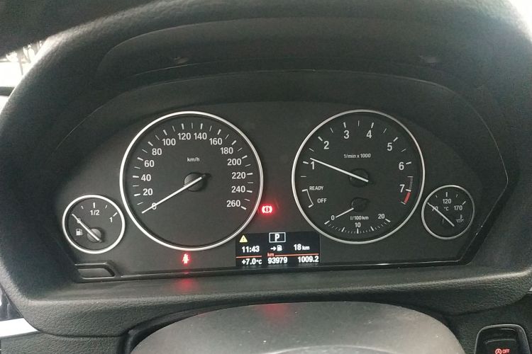 宝马3系 2017款 320Li 时尚型局部细节14