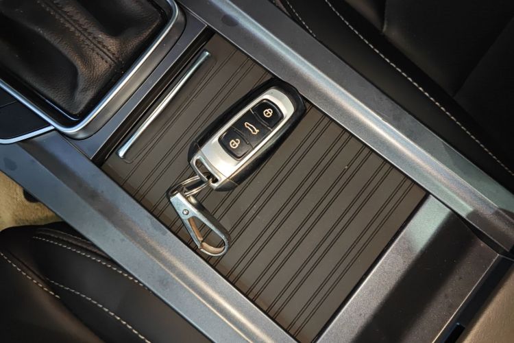 吉利汽车 帝豪 2018款 1.5L CVT向上互联版中控内饰11