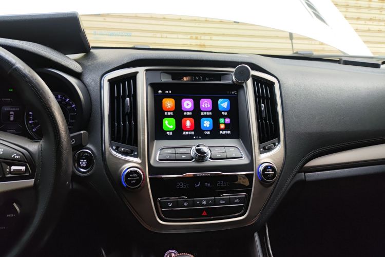 长安CS95 2017款 2.0T 四驱智驭版中控内饰16