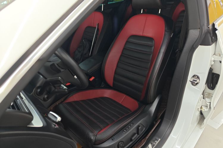 一汽-大众CC 2018款 1.8TSI 豪华型局部细节19