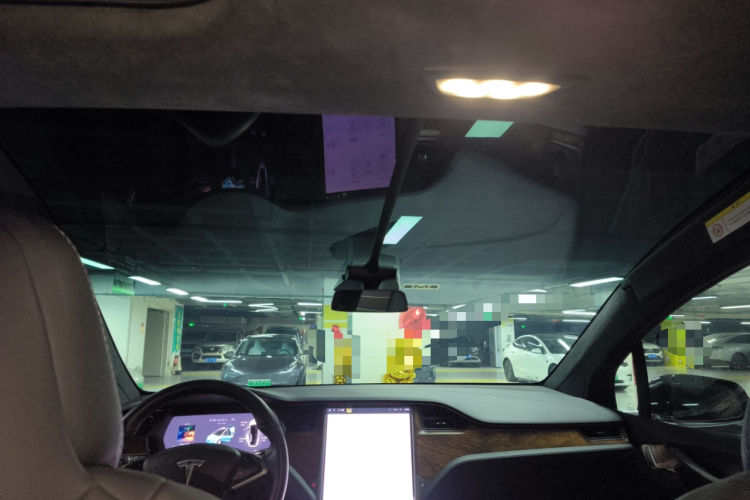 特斯拉 Model X 2019款 长续航版中控内饰22