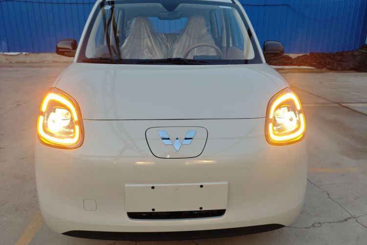 五菱汽车 宏光MINIEV 2025款 四门版 进阶款车身外观2