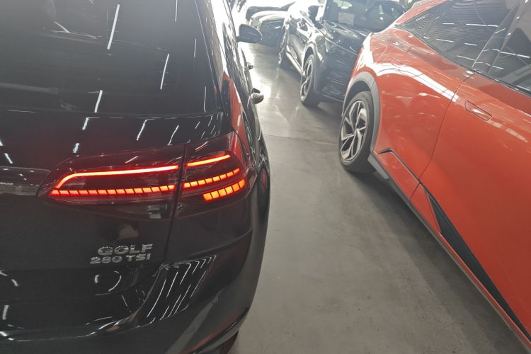 大众 高尔夫 2019款 280TSI DSG R-Line型 国VI车身外观6006