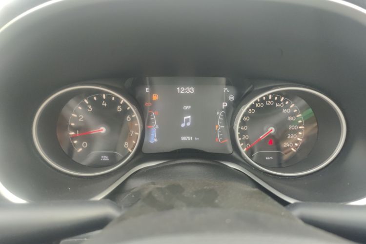 Jeep 指南者 2017款 200T 自动家享版局部细节14