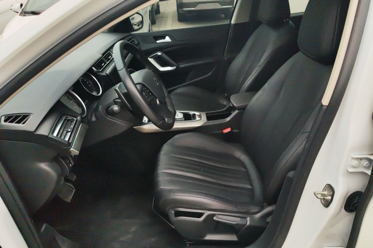 标致408 2020款 230THP 十周年质臻版中控内饰19