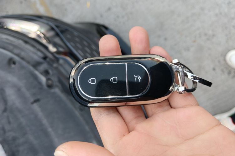 零跑汽车 零跑C01 2024款 增程 216尊享版中控内饰7001