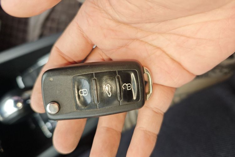 大众 速腾 2017款 180TSI 自动臻享版中控内饰11