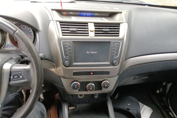 吉利汽车 吉利GX7 2015款 经典版 1.8L 手动精英型 国V中控内饰16