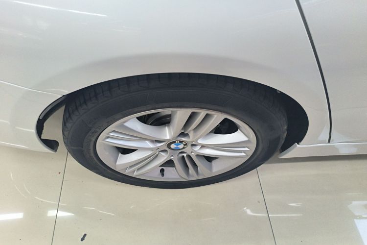 宝马3系 2017款 320Li 时尚型车身外观6008