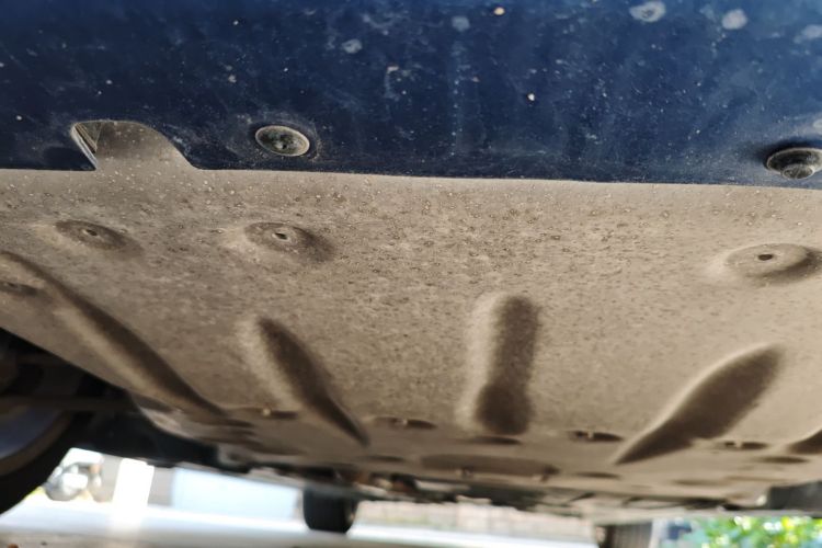 宝马3系 2017款 320Li M运动型局部细节9008