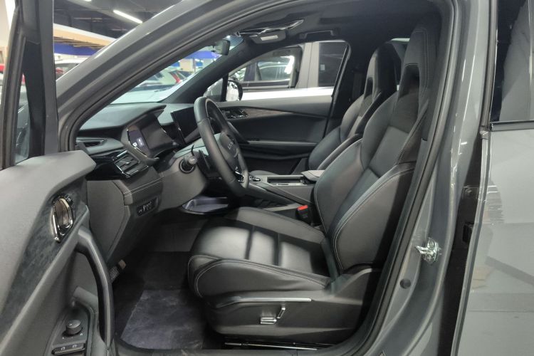 领克06 2023款 Remix 1.5T 劲Pro中控内饰19