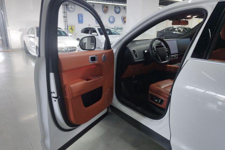 理想汽车 理想L7 2023款 Pro中控内饰20