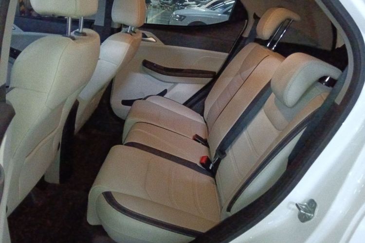 比亚迪 元Pro 2021款 401KM 豪华型中控内饰7004