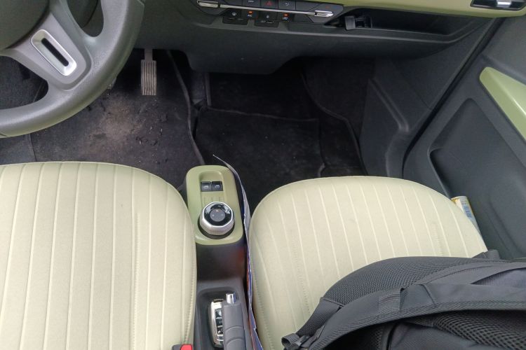 吉利汽车 2023款 熊猫mini 200km 灵动熊局部细节18