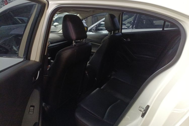 马自达3 昂克赛拉 2016款 三厢 2.0L 自动旗舰型中控内饰7004