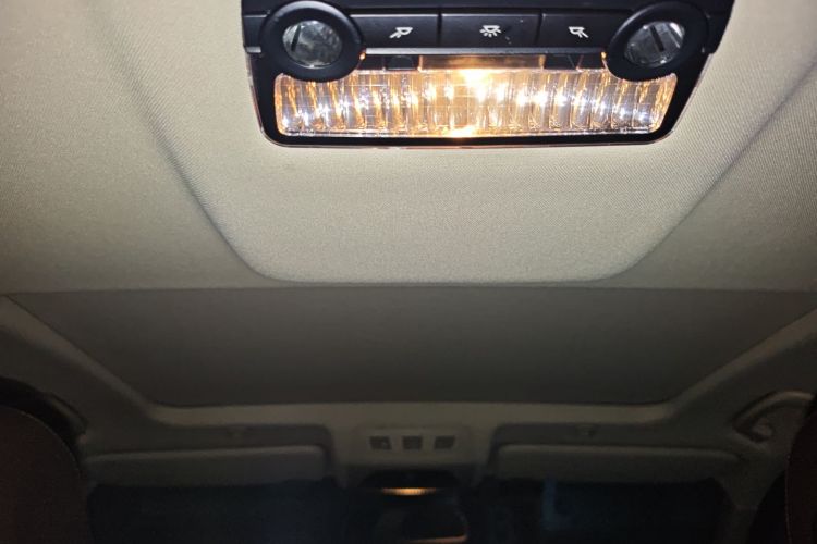 宝马5系 2017款 525Li 豪华设计套装局部细节22