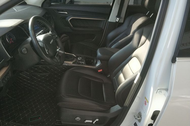 哈弗H6 2019款 1.5GDIT 自动豪华智联版 国V中控内饰19