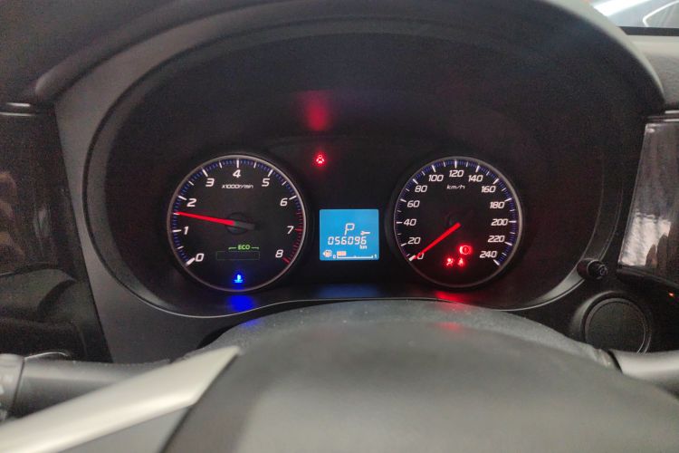 三菱 欧蓝德 2021款 改款 2.0L 两驱畅行版 5座局部细节14