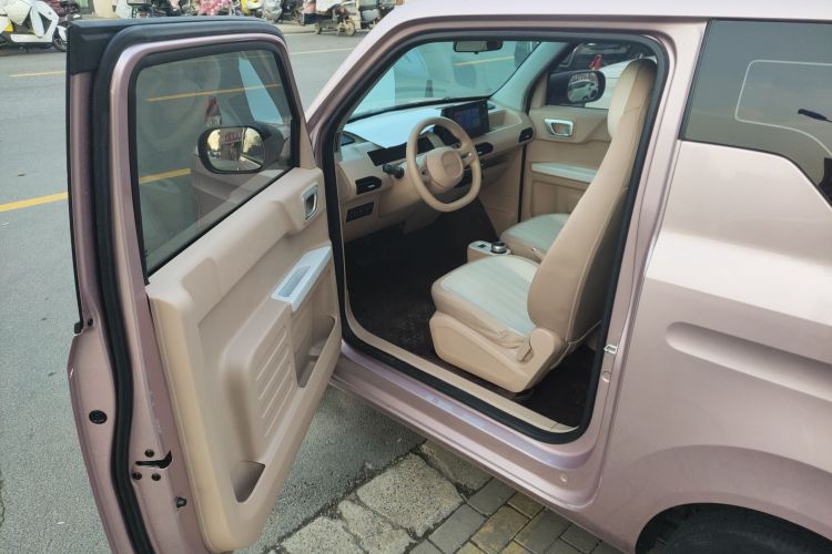 吉利银河 2023款 熊猫mini 200km 耐力熊中控内饰20