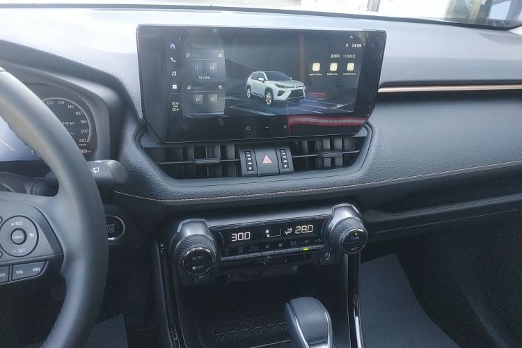 丰田 威兰达 2024款 2.0L CVT两驱都市版中控内饰16