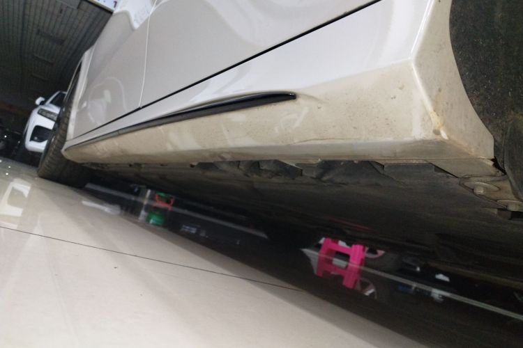 奔驰A级AMG(进口) 2020款 改款 AMG A 35 4MATIC局部细节9002