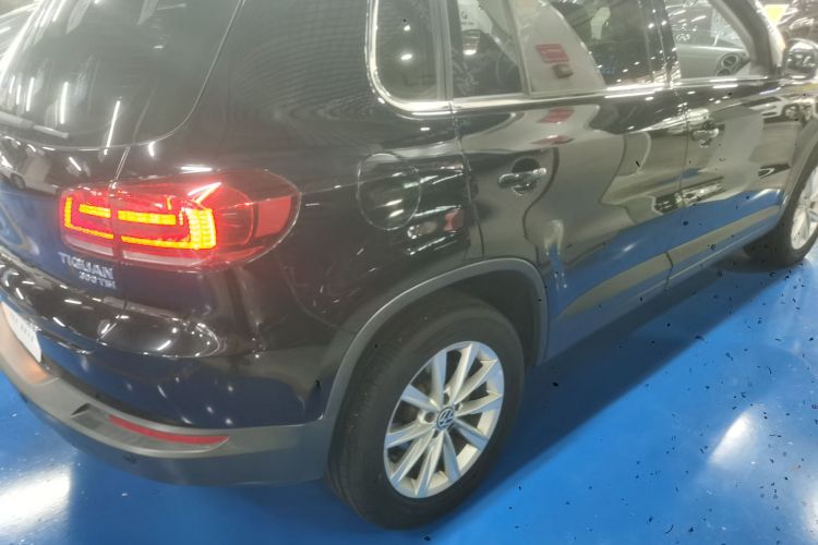 大众 途观 2017款 300TSI 自动两驱丝绸之路风尚版车身外观6006