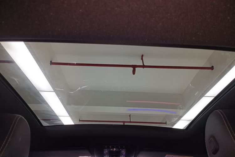 奔驰A级 2022款 改款三 A 200 L 运动轿车时尚型局部细节22