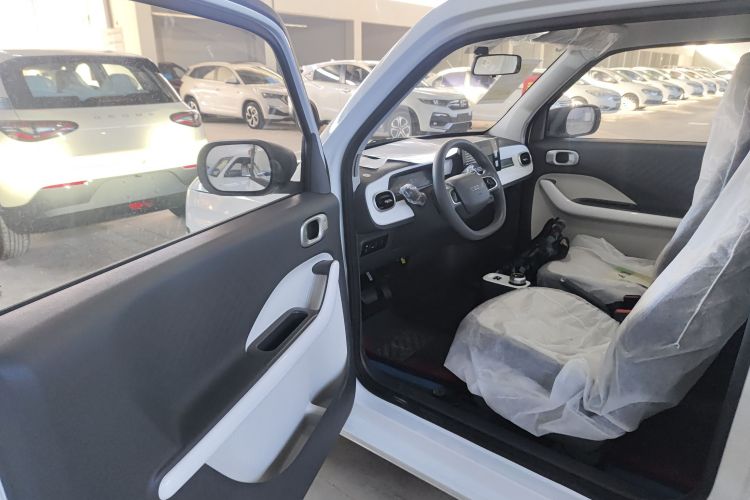 吉利银河 熊猫 2025款 210km 元气熊中控内饰20