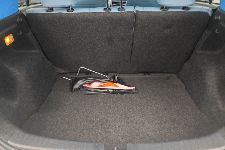 丰田 YARiS L 致炫 2015款 1.5E 自动魅动版机舱底盘23